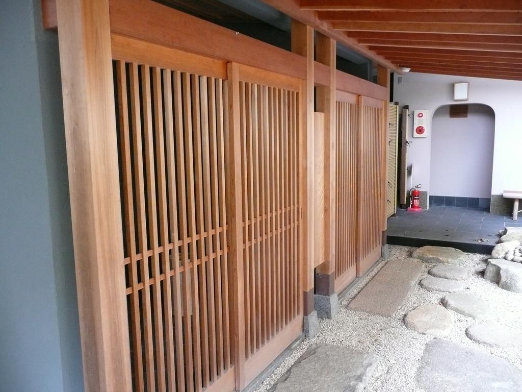 Donkairo Hotell Ako Rum bild
