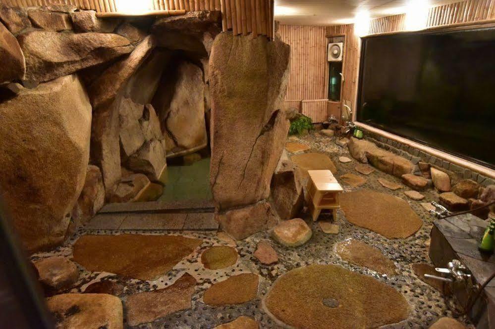 Donkairo Hotell Ako Exteriör bild